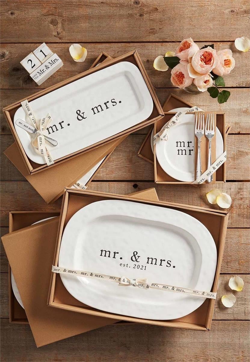 Mr. & Mrs. Hostess Set — alternate view 2