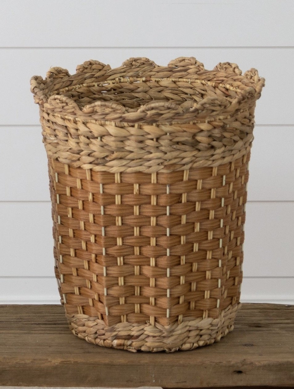 Large Scalloped Woven Basket — alternate view 2