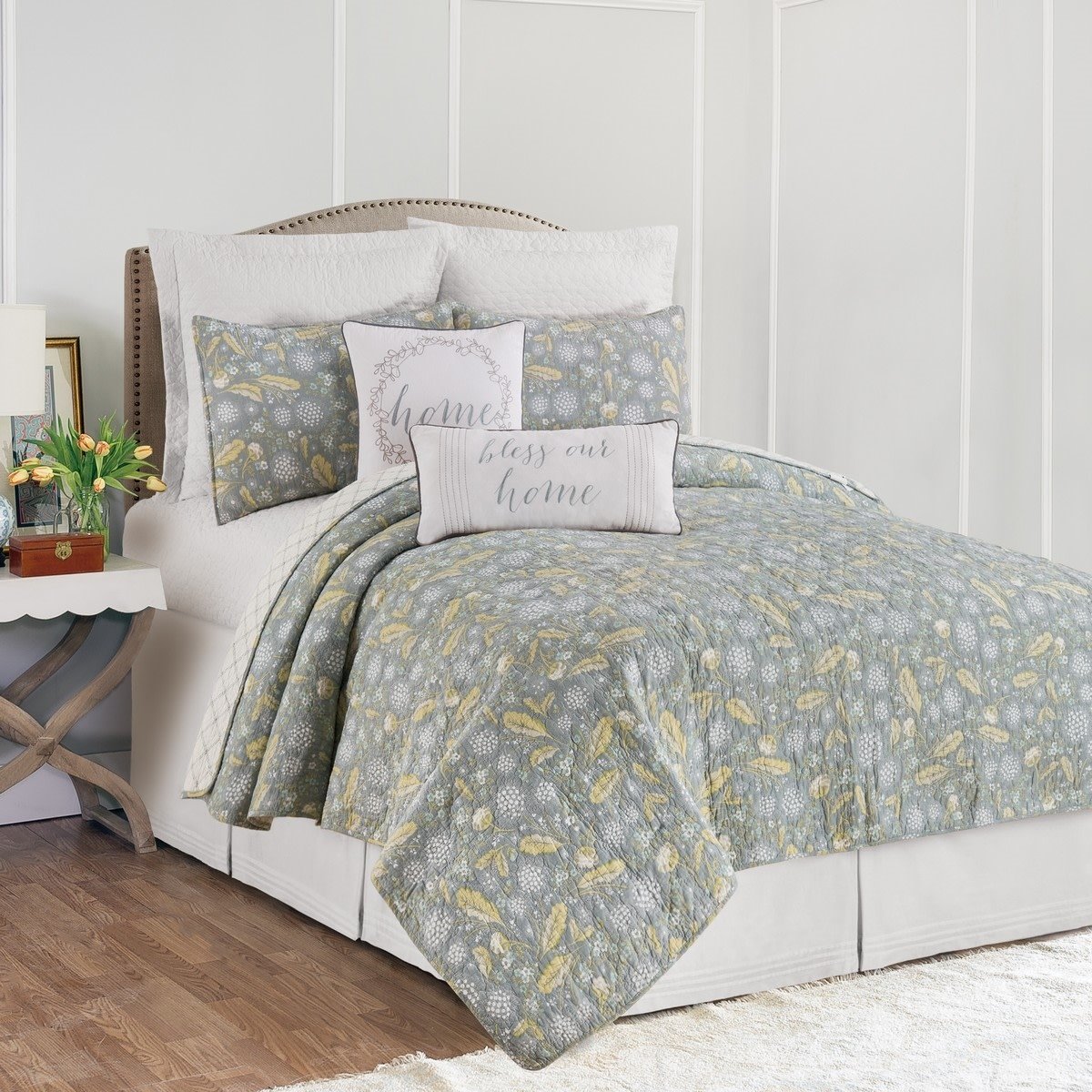 Dandelion Court Quilt Set Full/Queen — alternate view 2