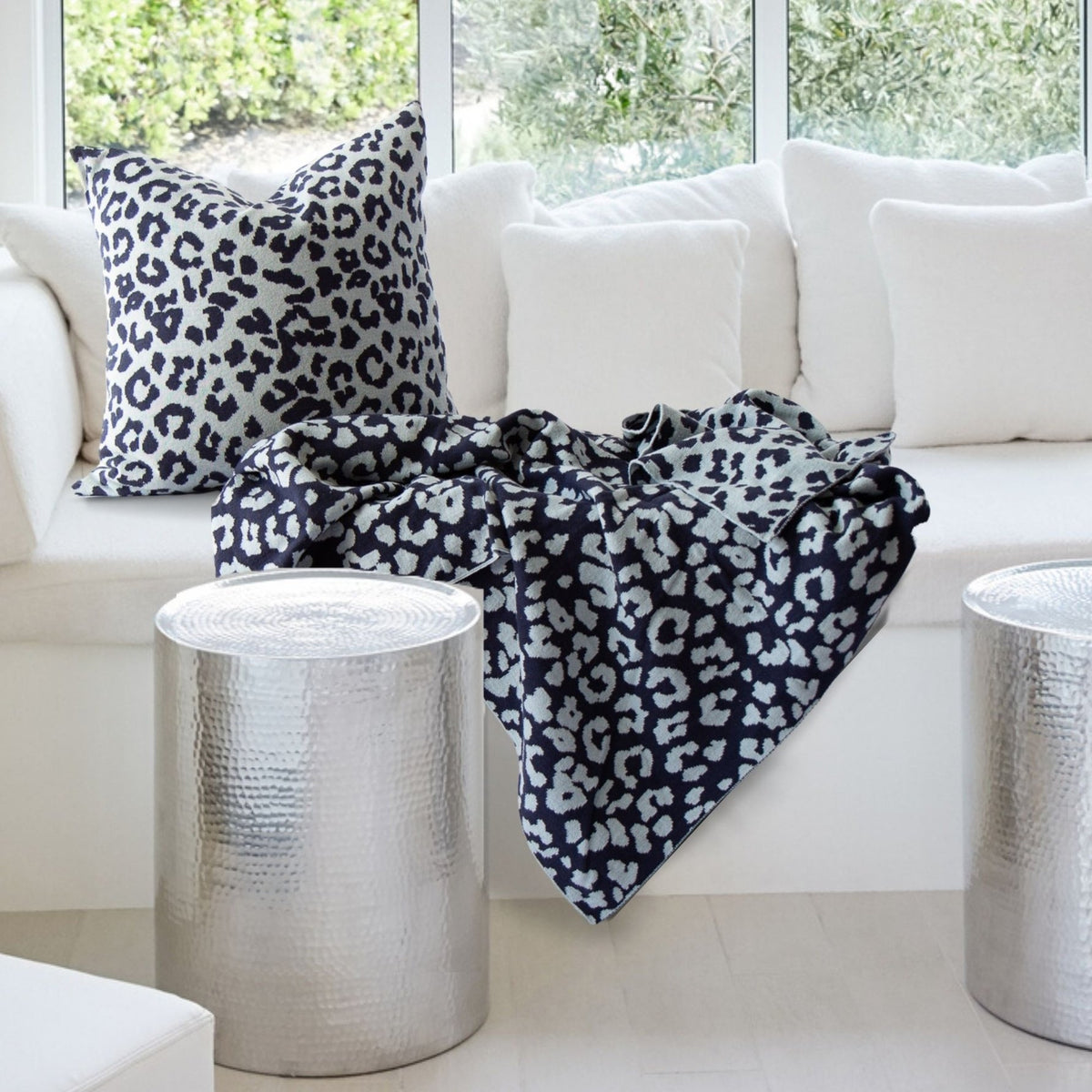 Lucia Knit Throw- Blue — alternate view 4