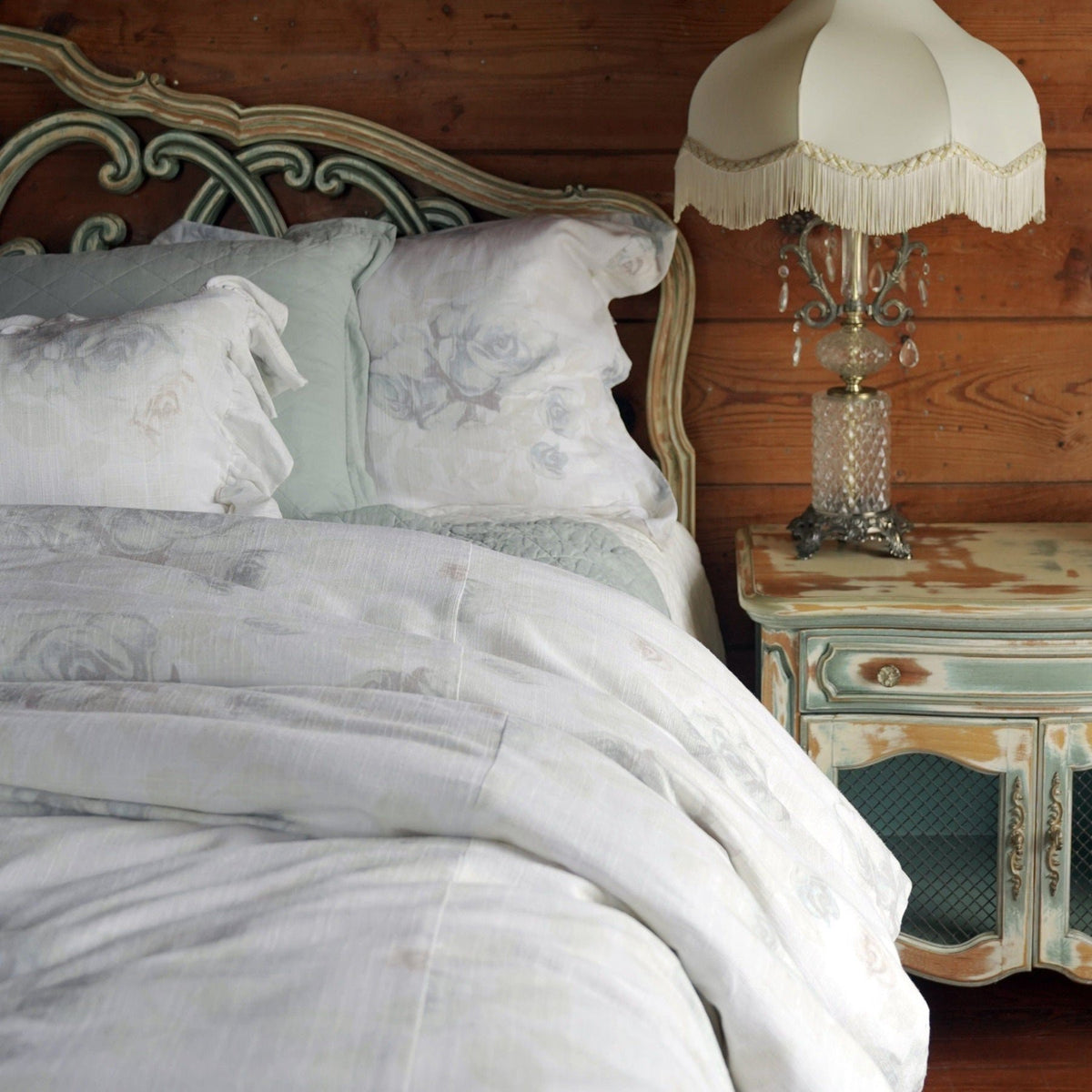 Roseline Linen Duvet Set- Super King — alternate view 2
