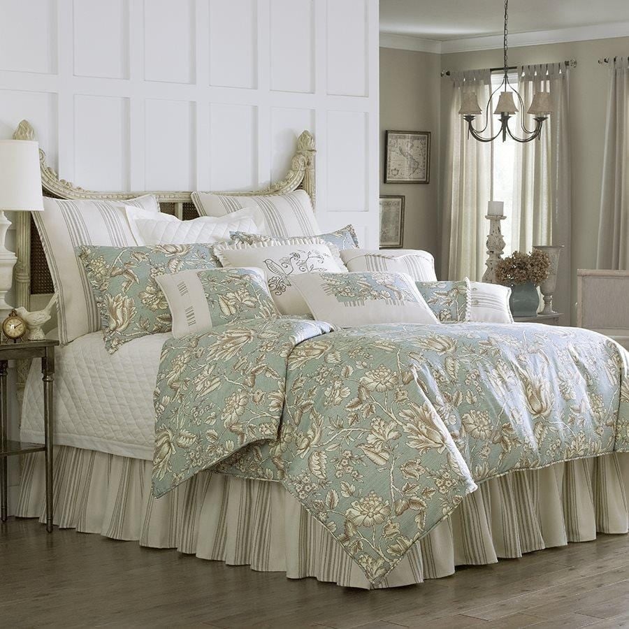 Gramercy Comforter Set- Super Queen — alternate view 2