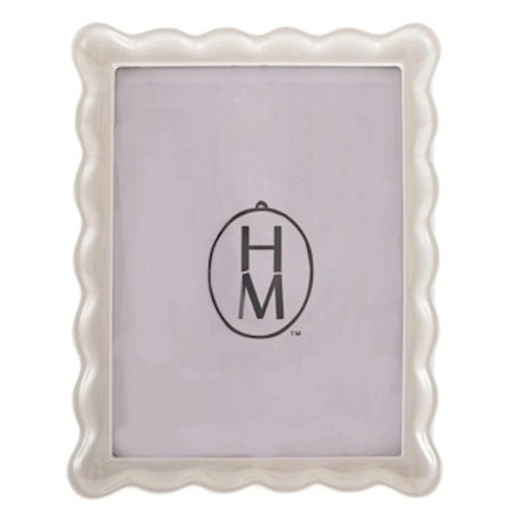 Resin Scalloped Photo Frame - Ciao Bella — alternate view 3