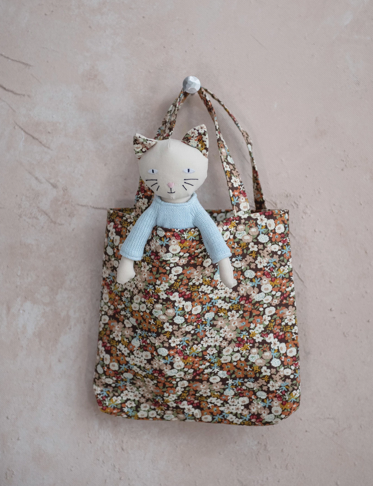 Plush Cat in Sweater and Matching Flowered Tote — alternate view 2