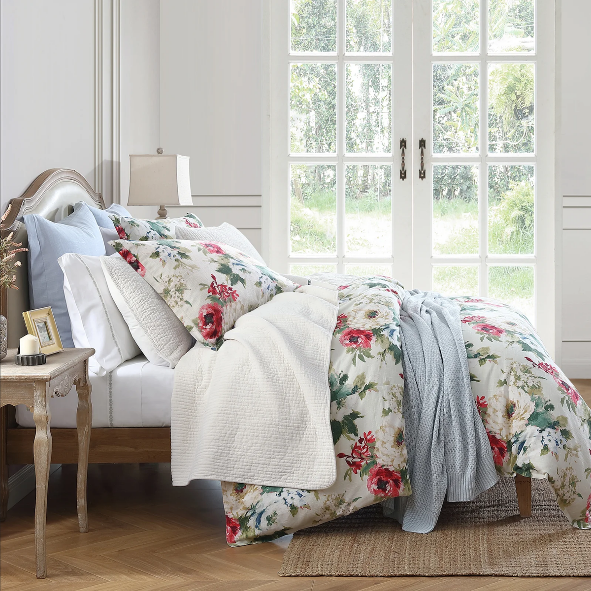 Peony Washed Linen Bedding Set- King Cream — alternate view 2