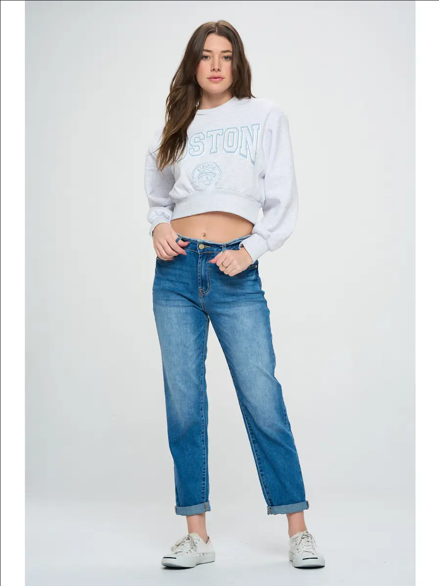 Medium Wash - High Rise Roll Up Boyfriend Jeans — alternate view 5