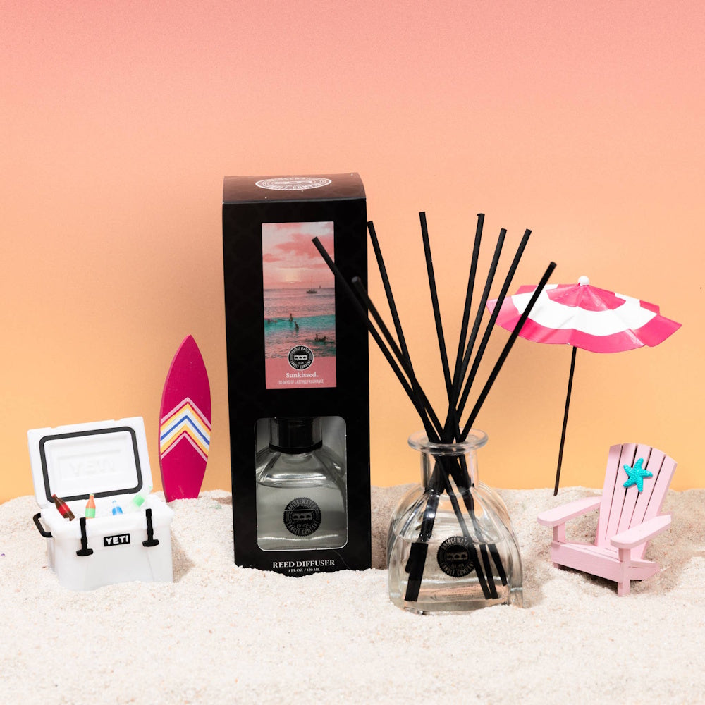 Bridgewater Sunkissed Reed Diffuser with beach miniatures.